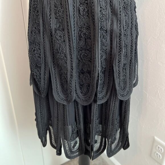 Cache Luxe Black Lace Tiered Cocktail Dress Size 2 - Picture 3 of 12